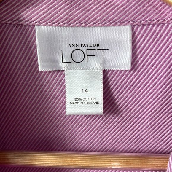 **Clearance** Ann Taylor LOFT Striped Button Down - Picture 4 of 9